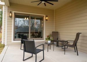 outdoor patio with ceiling fan
