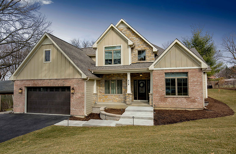 Front of Custom Built Home in Itasca