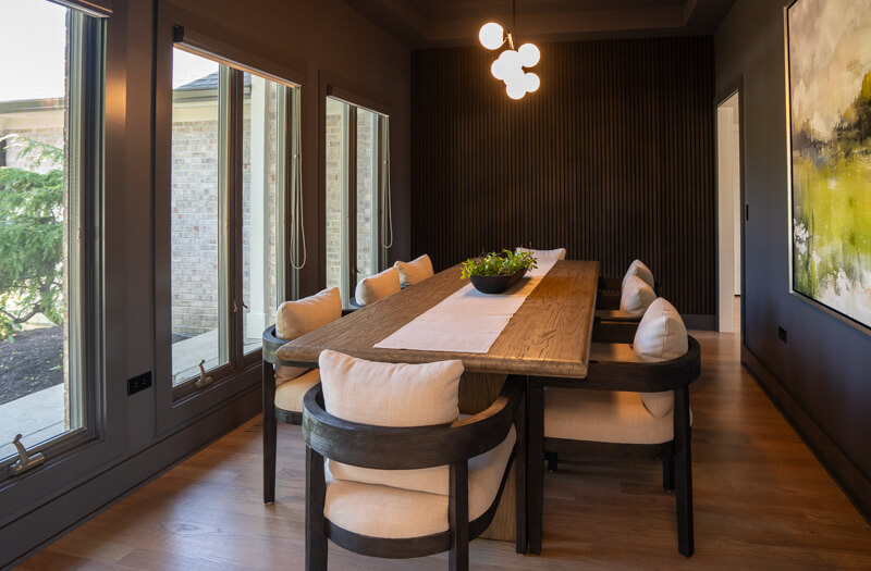 Dinning Room with table and chairs